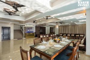 Ποτά στο StayVista at Auburn Dusk with BBQ & Pool