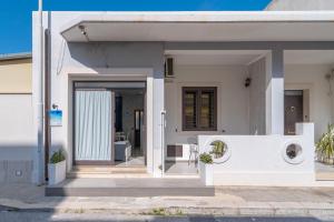 Το κτήριο όπου στεγάζεται  το διαμέρισμα