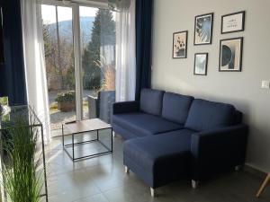 Posezení v ubytování Z Widokiem Apartamenty - apartamenty z widokiem na góry i zewnętrzną balią