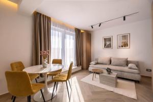 Khu vực ghế ngồi tại Urbio Apartments