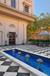 Πισίνα στο ή κοντά στο Hotel Chandra Raj Mahal