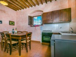 Kuchyň nebo kuchyňský kout v ubytování Apartment La Loggia by Interhome + 37 fotografií
