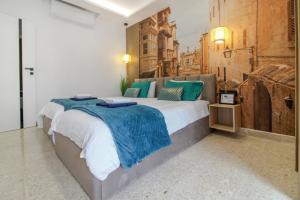 Letto o letti in una camera di Designer - 60 Seconds to the Beach I Free Parking!