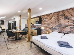 Postel nebo postele na pokoji v ubytování Apartment Jindřichův Hradec A08 by Interhome