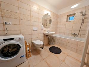 Kúpeľňa v ubytovaní Rodinné apartmány Dobrné