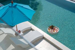 Bazén v ubytování Lumière Villas Phuket - Golfside Retreat in Laguna nebo v jeho okolí