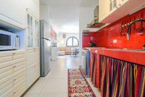 Køkken eller tekøkken på Villa Le Vulie - Pescoluse + 27 billeder