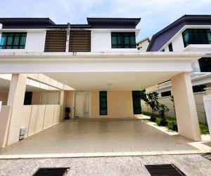 a large white house with a large driveway at Luxury 5BR stay walk to beach & Night market fun in Batu Ferringhi
