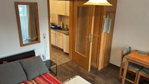 Η κουζίνα ή μικρή κουζίνα στο Ferienwohnung Bule