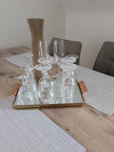 Nápoje v ubytování Moderne 70qm OG Wohnung nahe Würzburg, DAA, A3, A7, A81 in Fuchsstadt