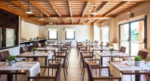 Restaurace v ubytování Hotel Vall de Bas