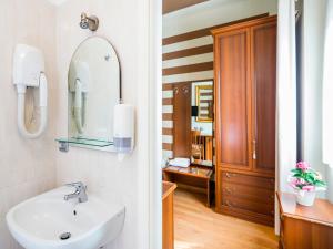 Gallery image of Hotel San Giorgio in Tavazzano