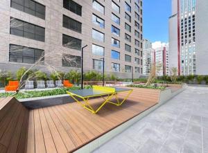 Το κτήριο όπου στεγάζεται  το διαμέρισμα