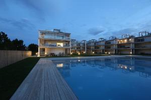 Swimmingpoolen hos eller tæt på T2- Ocean House at Mar à Vista