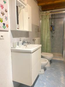 A bathroom at Sakè Loft Még 24 kép