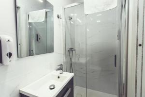 Kúpeľňa v ubytovaní Habitaciones El Olivo, Calidad y Reformardo