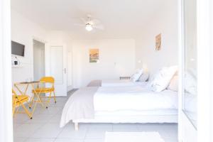 Ένα ή περισσότερα κρεβάτια σε δωμάτιο στο Appartement de charme à Digoin #2