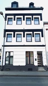 Budova, kde se apartmán nachází + 6 fotografií
