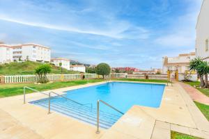 Der Swimmingpool an oder in der Nähe von Balcón de Benalmádena
