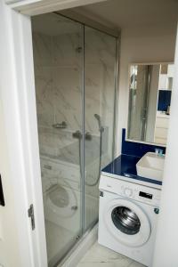 Koupelna v ubytování Beautiful apartments near the sea - ORBI CITY N8 + 22 fotografií