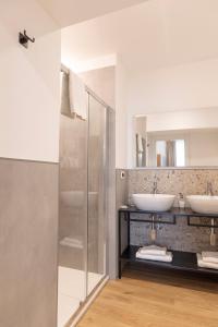 Koupelna v ubytování Tiburtina 86 Luxury Suites + 45 fotografií