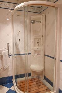 Ένα μπάνιο στο moserp +27 φωτογραφίες