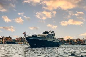 Φυσικό τοπίο κοντά σε αυτό το πλωτό κατάλυμα