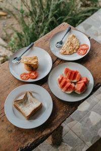 Φαγητό σε αυτό το κάμπινγκ ή κάπου εκεί κοντά +49 φωτογραφίες