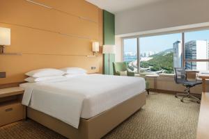 Letto o letti in una camera di Courtyard by Marriott Hong Kong Sha Tin