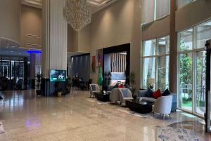 Posezení v ubytování Ramada Hotel & Suites by Wyndham Al Qassim + 37 fotografií