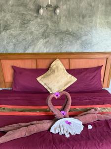 Postel nebo postele na pokoji v ubytování Lanta natural hut garden