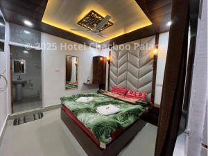 Katil atau katil-katil dalam bilik di Hotel Chachoo Palace