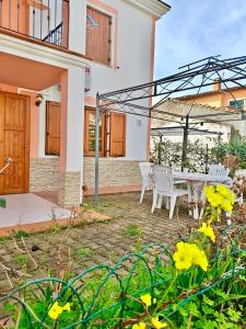 Gallery image of Villetta a pochi passi dal mare in Àrbatax