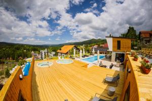 Bazén v ubytování Hotel Relax Sovata nebo v jeho okolí