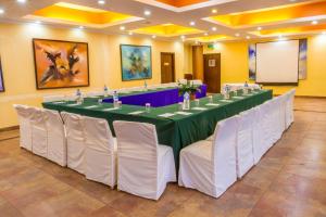 Zona business o sala conferenze di Airport Hotel