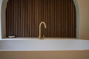 Galeriebild der Unterkunft The Manor House in Harare + 68 Fotos