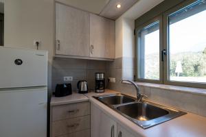 A kitchen or kitchenette at Torri di pietra
