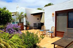 Zahrada ubytování ROCO 2 - Terrasse mit Meerblick, Sauna, großer Pool, pure Entspannung