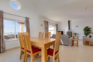 Foto da galeria de The View – Santo António Villas, Golf & Spa em Salema