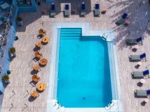 Bazén v ubytovaní Novotel Madrid City Las Ventas alebo v jeho blízkosti
