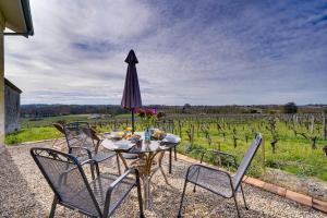 Κήπος έξω από το Maison de caractère au cœur des vignes