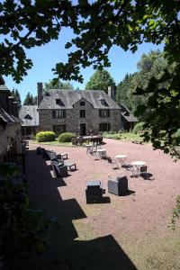 Zahrada ubytování Logis Hôtel Restaurant Manoir De L'Acherie