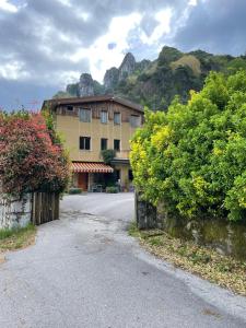 Nespecifikovaný výhled na hory nebo výhled na hory při pohledu z apartmánu