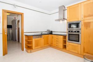 A cozinha ou cozinha compacta de The View – Santo António Villas, Golf & Spa