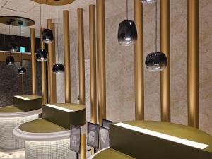 Гостиная зона в HOTEL The KAISER -全室人工ラドン温泉-