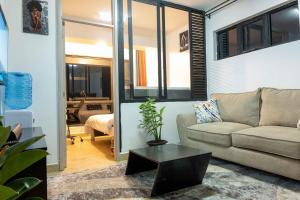 Ảnh trong thư viện ảnh của Sasha Spaces - Waiyaki Way deluxe one bedroom ở Nairobi