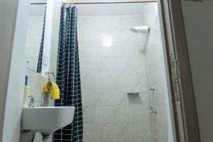 Ảnh trong thư viện ảnh của Sasha Spaces - Waiyaki Way deluxe one bedroom ở Nairobi