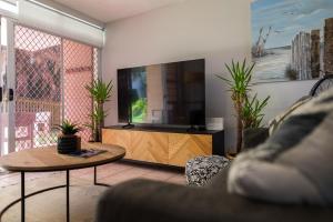 Μια τηλεόραση ή/και κέντρο ψυχαγωγίας στο Kenwyn on Sea 210