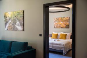 Posteľ alebo postele v izbe v ubytovaní Lyra Hotel Plitvice