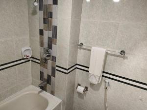 Koupelna v ubytování Hotel Galaxy